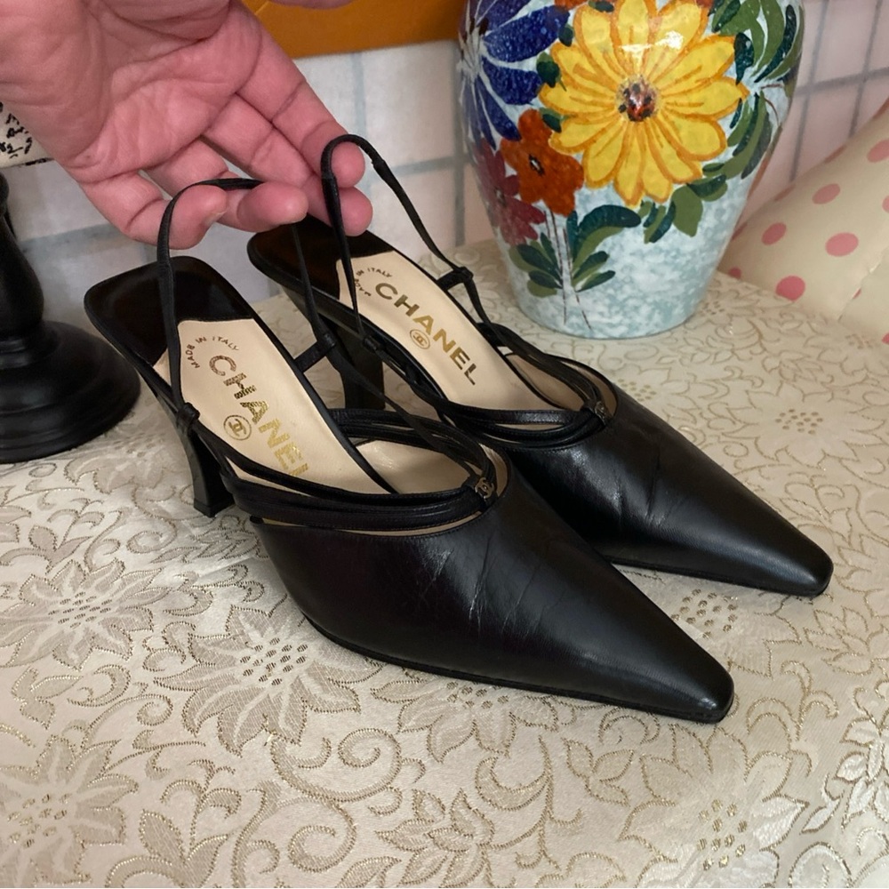 CHANEL New Black Pointed-Toe Slingback Heels Fits 5.5/6 (Euro 35.5) - Picture 3 of 16